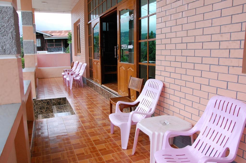 Dormitory @ Golden Kalaw Hotel Extérieur photo