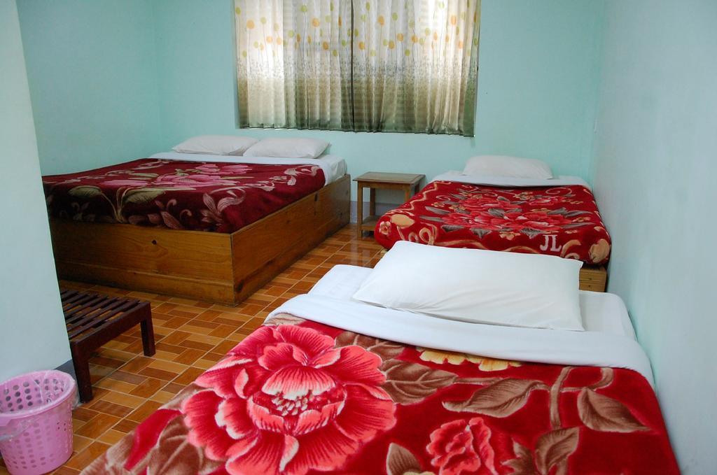 Dormitory @ Golden Kalaw Hotel Extérieur photo