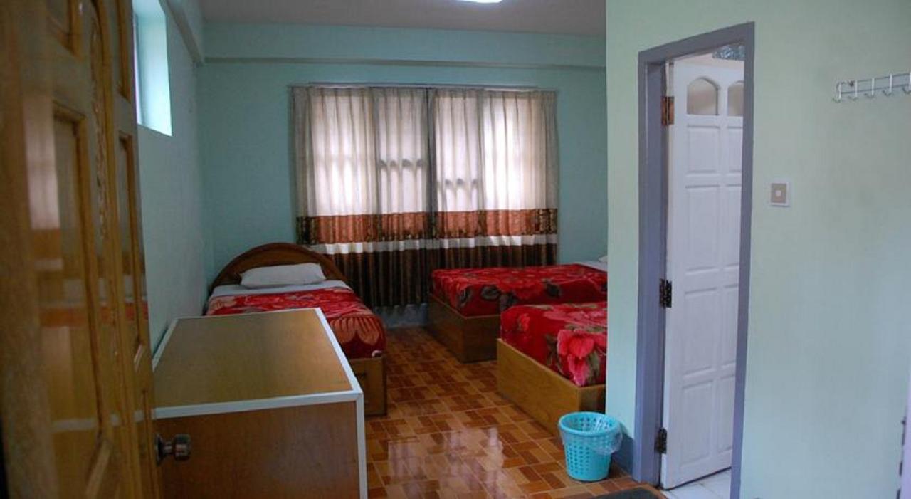 Dormitory @ Golden Kalaw Hotel Extérieur photo