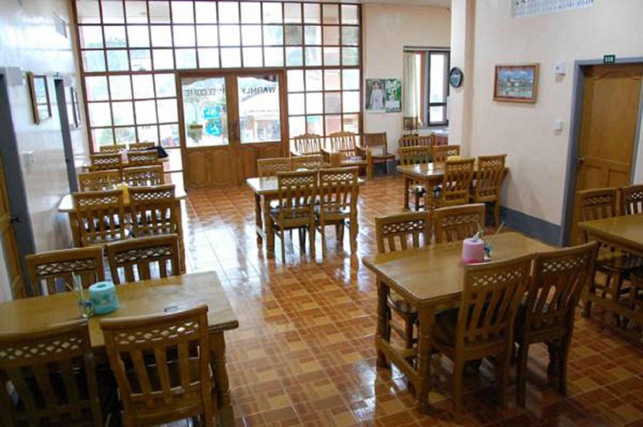Dormitory @ Golden Kalaw Hotel Extérieur photo