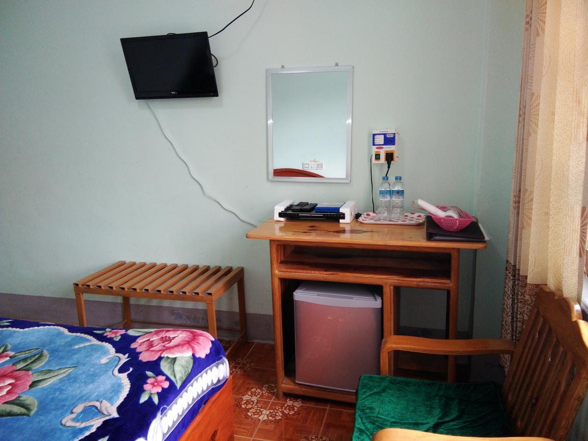 Dormitory @ Golden Kalaw Hotel Extérieur photo