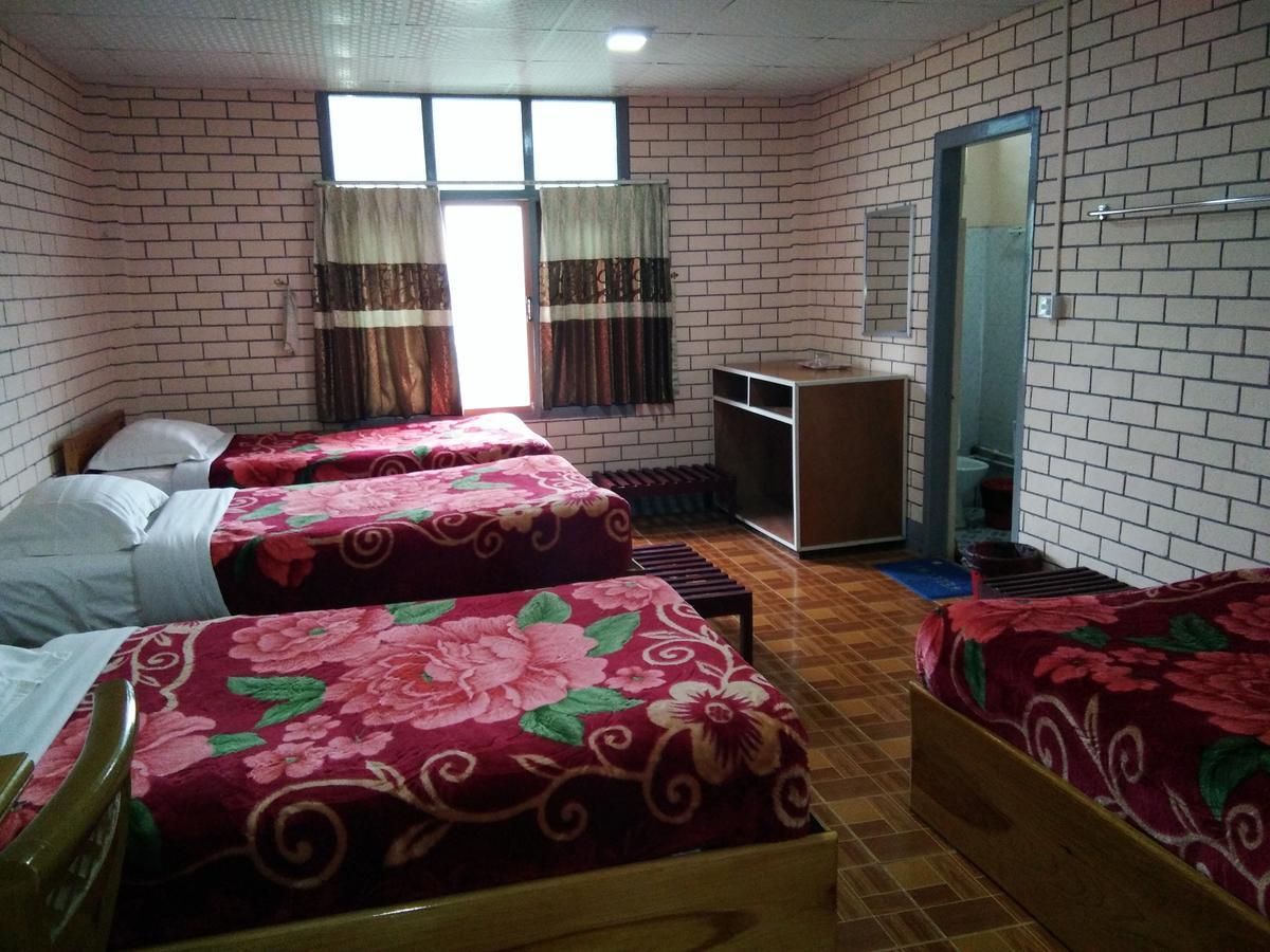 Dormitory @ Golden Kalaw Hotel Extérieur photo